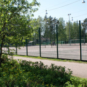 Heteniityn urheilupuiston tenniskenttä